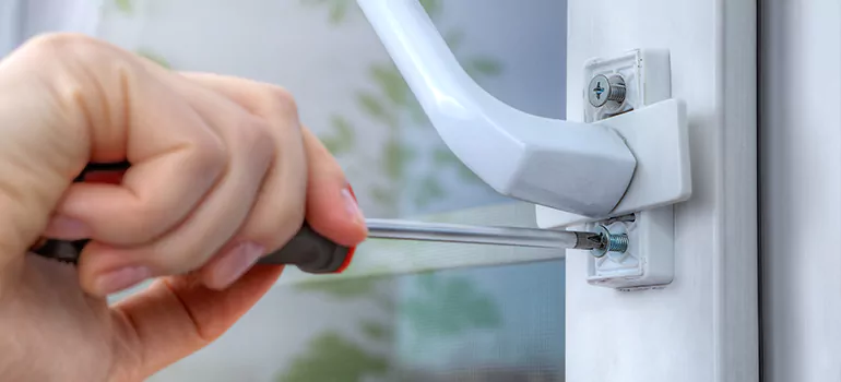 Window Crack Repair in Parry Sound, ON