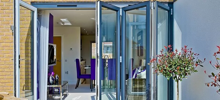 Commercial Door Glass Repair in Parry Sound, ON